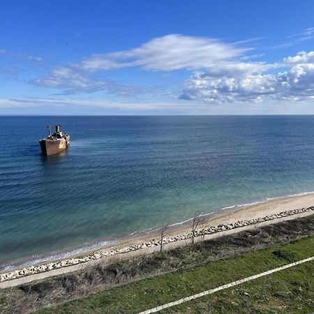 شقة Nubia Sea View كوستِنيست المظهر الخارجي الصورة